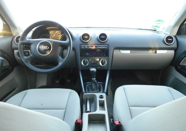 Audi A3 cena 11900 przebieg: 220000, rok produkcji 2004 z Kolbuszowa małe 407